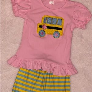 Toddler girls school bus ruffle shorts set